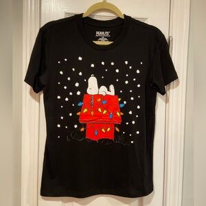 NWOT Peanuts Size XS Black Snoopy Graphic Tee Shirt Only Morning Person On Xmas